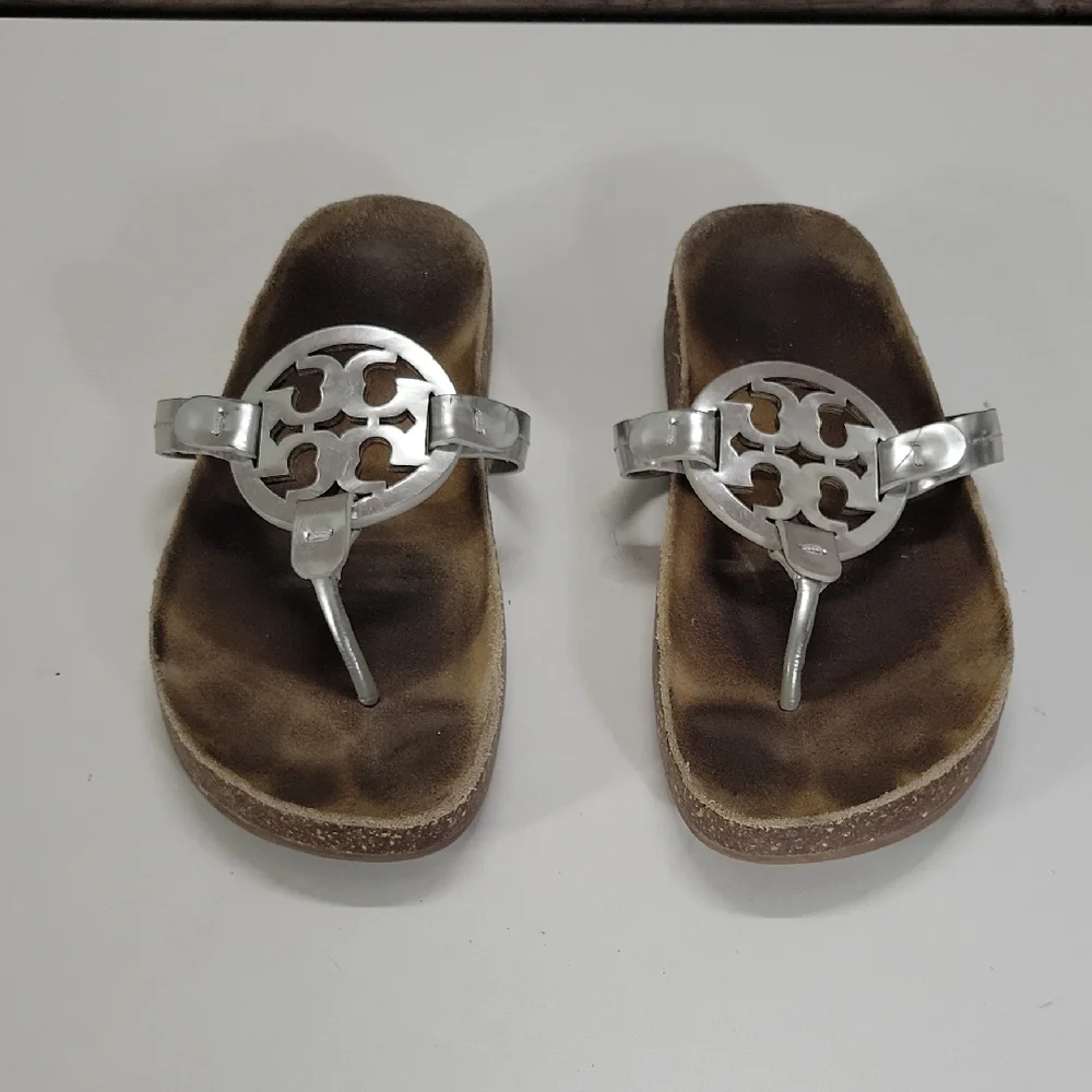 Tory Burch Silver Logo Thong Sandals Sz 8